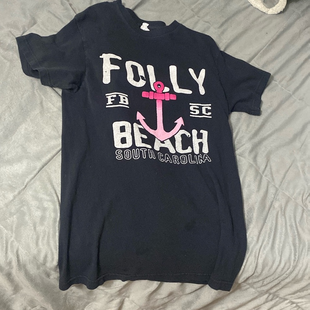 I’m selling a shirt from Folly Beach South Carolina. Brand is Delta Pro weight.